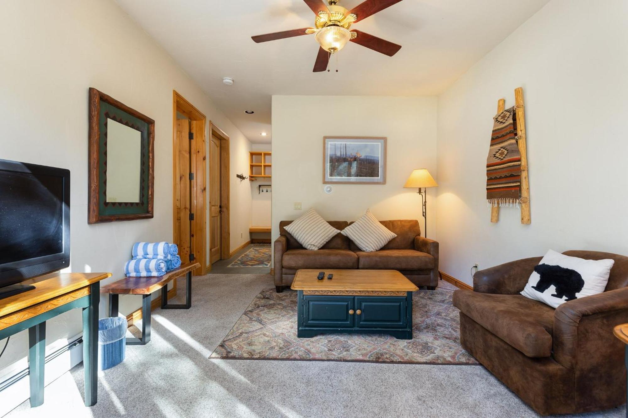 2985 Ironwood Townhomes كيستون المظهر الخارجي الصورة